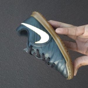 Nike Tiempo X Rio IV IC pBlack Gold Pro Soccer Turf Shoes Boys Youth Gs